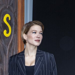 Léa Seydoux - Photocall du défilé de mode prêt-à-porter printemps-été 2021 "Louis Vuitton" à La Samaritaine à Paris, le 6 octobre 2020 © Olivier Borde / Bestimage