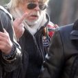 Le chanteur Renaud - Obsèques de Thierry Séchan frère du chanteur Renaud) au cimetière du Montparnasse à Paris le 16 janvier 2019. Après une cérémonie au temple protestant Port Royal, la famille de T. Séchan s'est retrouvée dans un immeuble avant de se rendre au cimetière du Montparnasse.