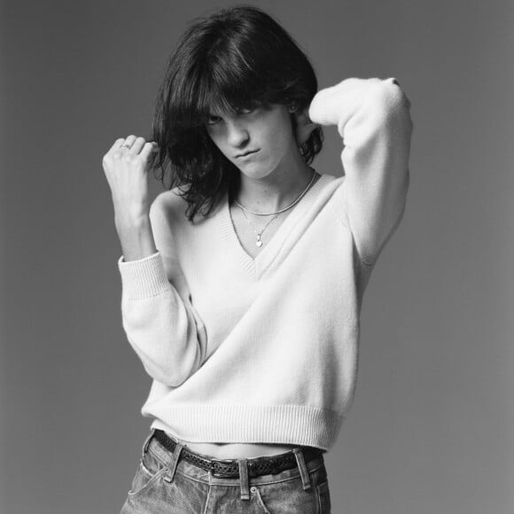 Suzanne Lindon, la fille de Sandrine Kiberlain, photographiée par Hedi Slimane pour CELINE. Septembre 2020.