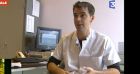 Olivier Véran invité de la soirée spéciale "Face à BFM : Olivier Véran". Le ministre de la Santé a redécouvert des images de lui lorsqu'il était jeune médecin et qu'il était en grève sous la présidence de Nicolas Sarkozy.
