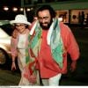 Luciano Pavarotti et son épouse Nicoletta Mantovani à Stockholm en 1999.
