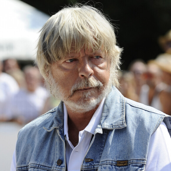 Le chanteur Renaud - Tournoi de pétanque Grand Prix des Personnalités de L'Isle-sur-la-Sorgue dans le Vaucluse (84) le 24 juin 2017 © Eric Etten / Bestimage