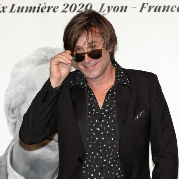 Thomas Dutronc, lors de la cérémonie de clôture de la 12e édition du Festival du film Lumière à Lyon, du 10 au 18 octobre 2020. Le festival rend, cette année, hommage aux cinéastes belges Jean-Pierre et Luc Dardenne, doubles lauréats de la Palme d'Or. Lyon, le 16 octobre 2020. © Pascal Fayolle / Bestimage 