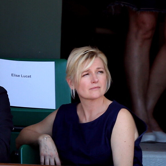 Anne-Elisabeth Lemoine - Personnalités dans les tribunes lors des internationaux de France de Roland Garros à Paris. Le 10 juin 2017. © Jacovides - Moreau / Bestimage