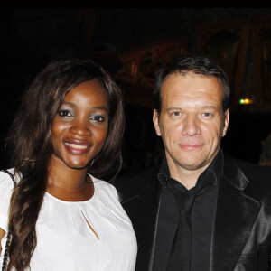 Samuel Le Bihan et Daniela Beye (enceinte) lors d'une soirée parisienne le 10 septembre 2011.