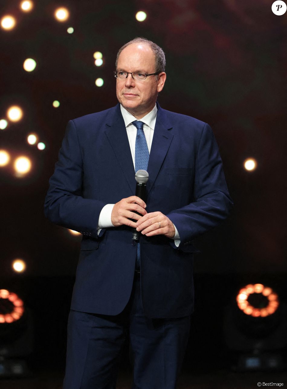 Le prince Albert II de Monaco - Photocall et cérémonie des ...