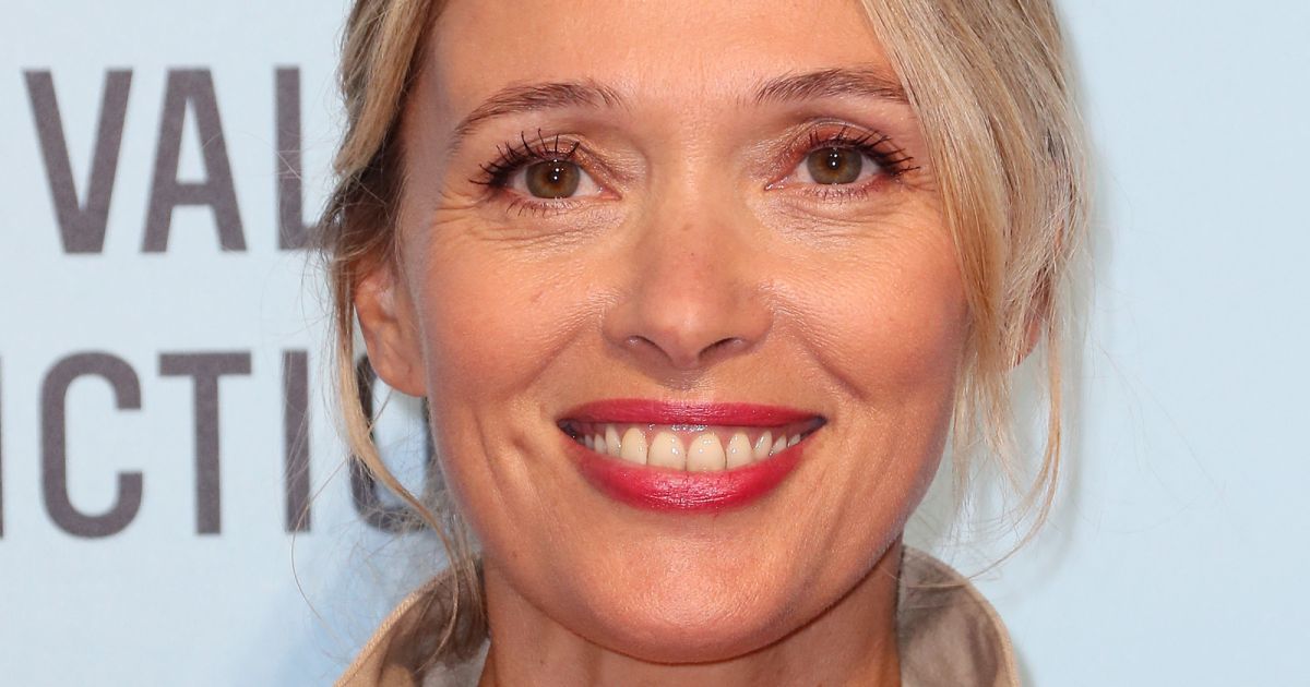 Anne Marivin participe à la soirée d'ouverture du premier jour de la