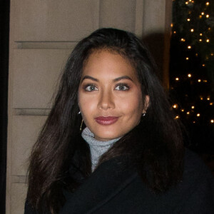 Exclusif - Vaimalama Chaves (Miss France 2019) - La Miss France 2020 quitte l'hôtel Royal Monceau à Paris le 16 décembre 2019. 
