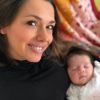 Raphaele, candidate de "Koh-Lanta" sur TF1, est l'heureuse maman de la petite Charlotte, née plus d'un an après la mort de son fils en pleine grossesse.