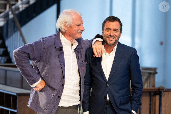 Yann Arthus-Bertrand lors de l'enregistrement de l'émission "Animaux Stars" présentée par Bernard Montiel qui sera diffusée le 7 novembre 2020 à 17h30. Le 22 septembre 2020. © Jeremy Melloul/Bestimage 