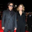 Johnny Depp et sa fiancée Amber Heard - Avant-première du film "Charlie Mortdecai" à Londres. Le 19 janvier 2015.