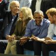 Joe Biden, Jill Biden, Barack Obama et le prince Harry dans les tribunes des Invictus Game 2017 à Toronto, le 29 septembre 2017.