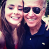 Naomi Biden et son grand-père Joe Biden, président élu des États-Unis. Août 2012.