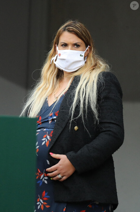 Marion Bartoli, enceinte, lors du premier tour des internationaux de tennis de Roland Garros à Paris le 28 septembre 2020. © Dominique Jacovides / Bestimage