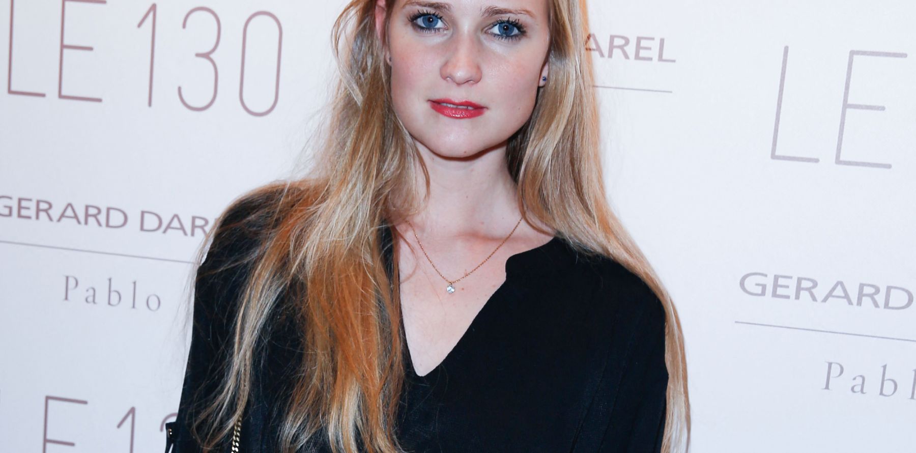 Elie Semoun Et Sa Compagne 2020 Juliette Gernez : Qui est donc cette danseuse et ex d'Elie Semoun ? -  Purepeople