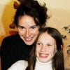 Archives - Isabel Otero et sa fille Ana Girardot lors de la première du film "Dinosaure" à Paris, en 2000.