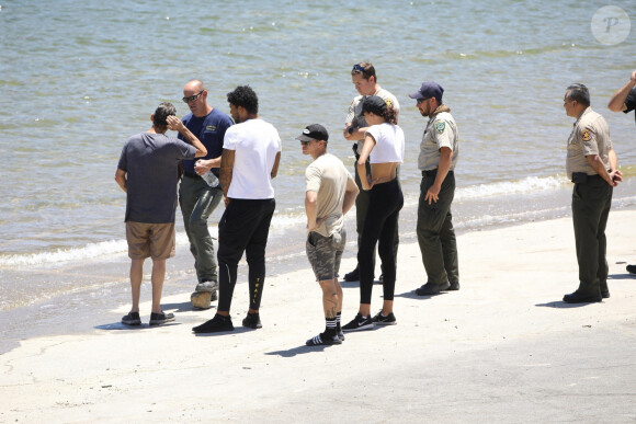 Exclusif - Ryan Dorsey, ex-mari de Naya Rivera et la famille de l'actrice se retrouvent au lac Piru pour participer à la recherche du corps le 11 juillet 2020.