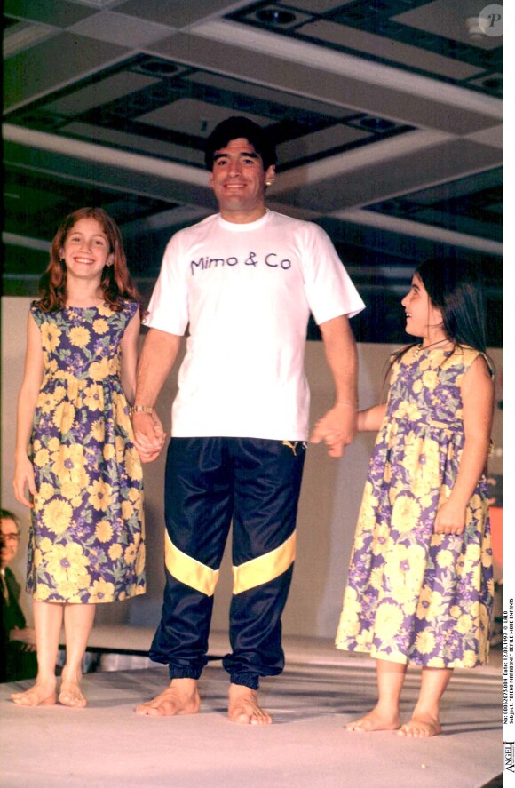 Diego Maradona - défilé de mode avec ses filles. 