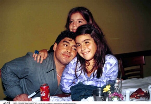 Anniversaire de Diego Maradona, 39 ans, à Buenos Aires en famille avec ses filles Dalma et Giannina.
