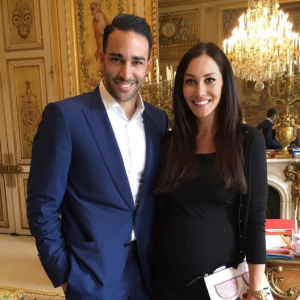 Adil Rami et Sidonie Biémont, à l'Elysée en juillet 2016 au terme de l'Euro, sont devenus le 7 septembre 2016 les parents de jumeaux, Zayn et Madi. Photo Instagram.