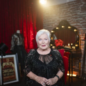 Exclusif - Line Renaud - Backstage de l'enregistrement de l'émission "100 ans de comédies musicales pour le Sidaction", qui sera diffusée le 2 avril sur France 2. Le 10 mars 2020 © Moreau-Perusseau / Bestimage