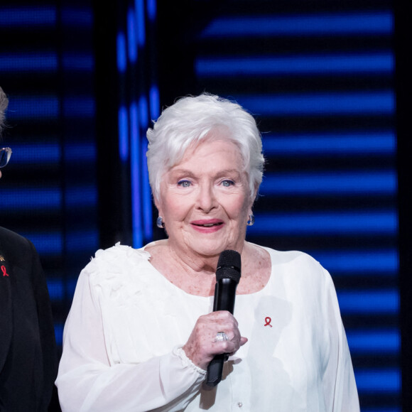 Exclusif - Françoise Barré-Sinoussi, Line Renaud - Enregistrement de l'émission "100 ans de comédies musicales pour le Sidaction", qui sera diffusée le 2 avril sur France 2. Le 10 mars 2020 © Moreau-Perusseau / Bestimage