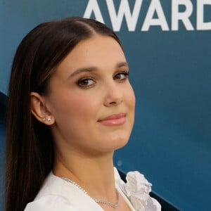 Millie Bobby Brown - 26e cérémonie annuelle des "Screen Actors Guild Awards" ("SAG Awards") au "Shrine Auditorium" à Los Angeles, le 19 janvier 2020.