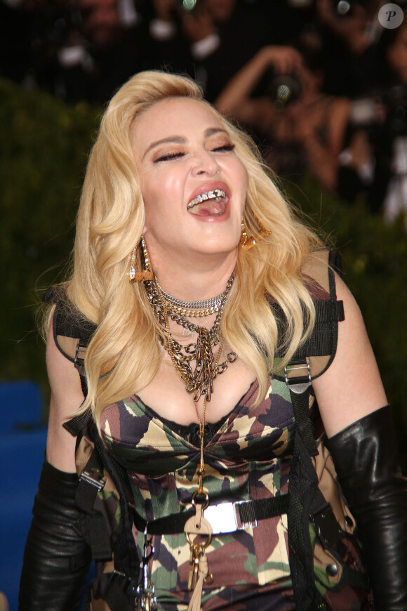 Archives - La chanteuse Madonna lors du gala Costume Institute Benefit au Metropolitan Museum of Art (MET Ball) à New York. Le 1er mai 2017 © Globe Photos / Zuma Press / Bestimage