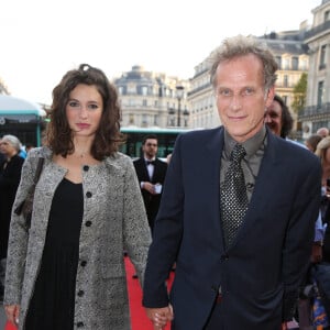 Charles Berling et sa compagne Pauline Cheviller - Arrivée au gala d'ouverture de la saison de danse 2017/2018 du ballet de l'Opéra National de Paris au l'opéra Garnier à Paris, France, le 21 septembre 2017. © Agence/Bestimage