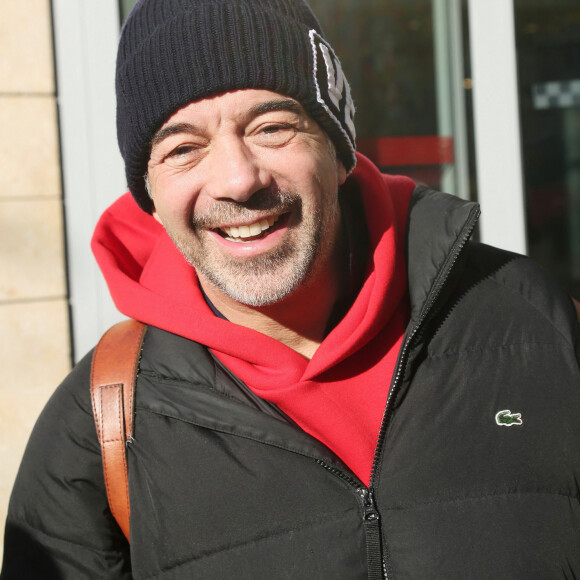 Stéphane Plaza arrive dans les studios de RTL à Paris, le 20 novembre 2019. © Jonathan Rebboah / Panoramic / Bestimage