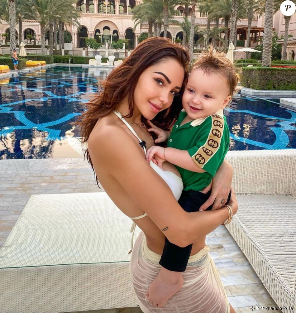 Nabilla avec son fils Milann (1 an) sur Instagram