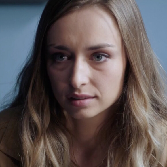 Emma Smet dans la série "Demain nous appartient", sur TF1.