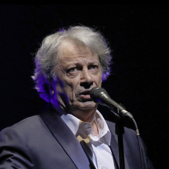 Exclusif - Hervé Vilard - Hervé Vilard en concert à l'Olympia lors de sa tournée d'adieu "Dernières" à Paris le 6 mai 2018. © Alain Guizard/Bestimage