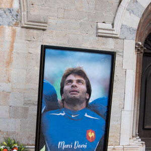 Illustration - Obsèques du rugbyman Christophe Dominici en l'église Saint-Louis de Hyères le 4 décembre 2020 © Patrick Carpentier / Bestimage