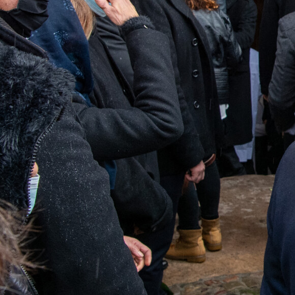 Le cercueil - Obsèques du rugbyman Christophe Dominici en l'église Saint-Louis de Hyères le 4 décembre 2020 © Patrick Carpentier / Bestimage