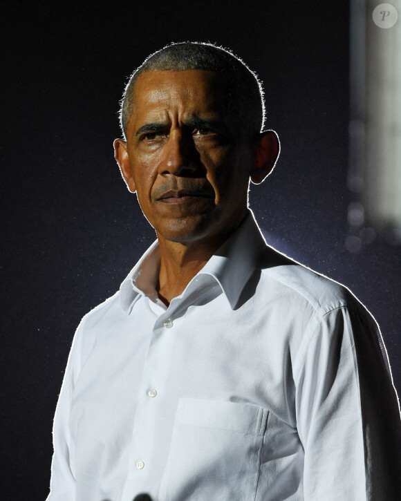 L'ancien président des Etats-Unis Barack Obama en meeting de soutien pour le candidat du parti démocrate Joe Biden à l'Université internationale de Floride à Miami. Le 2 novembre 2020