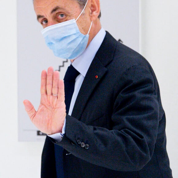 Nicolas Sarkozy, Ancien Président de l'Republique Francaise - "Affaires des écoutes" : reprise du procès de Nicolas Sarkozy pour "corruption" et "trafic d'influence" dans l'affaire des écoutes à Paris le 30 novembre. © JB Autissier / Panoramic / Bestimage 