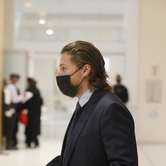 Jean Sarkozy (fils de N.Sarkozy) - Arrivées au procès des "écoutes téléphoniques" (aussi affaire Bismuth) à Paris le 7 décembre 2020. © Christophe Clovis / Bestimage 