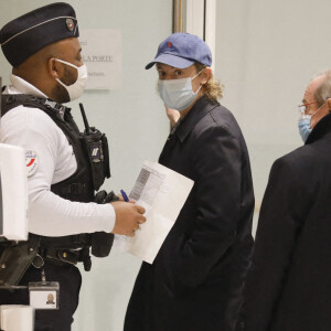 Pierre Sarkozy (fils de N.Sarkozy) - Arrivées au procès des "écoutes téléphoniques" (aussi affaire Bismuth) à Paris le 7 décembre 2020. © Christophe Clovis / Bestimage 