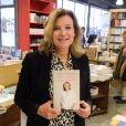 La journaliste Valérie Trierweiler dédicace son nouveau livre "On se donne des nouvelles" à la librairie Filigranes à Bruxelles, Belgique, le 2 octobre 2019.   