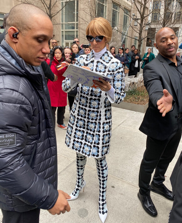 Celine Dion à la sortie de son hôtel à New York le 3 mars 2020.