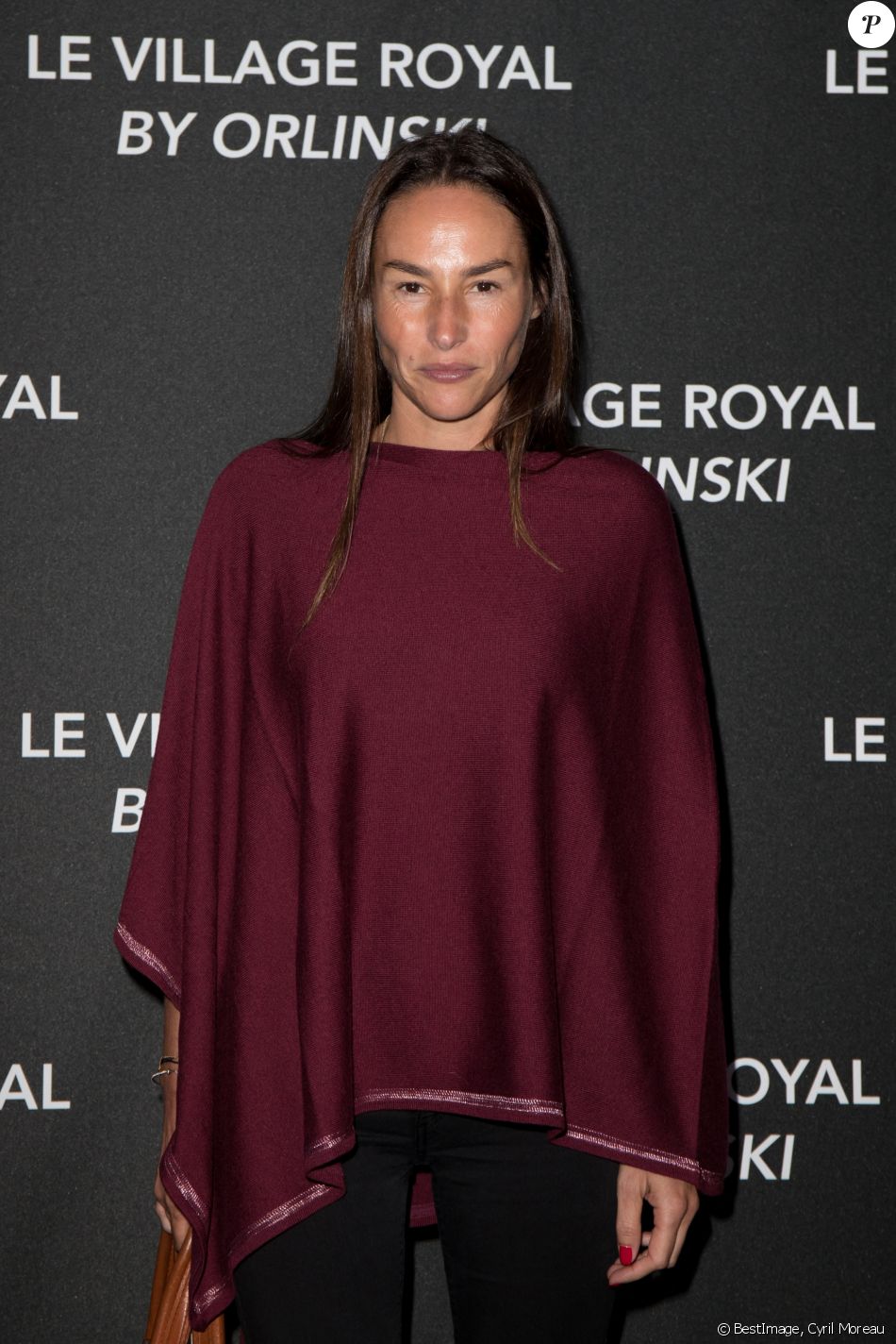 Exclusif - Prix Spécial - No Web No Blog - Vanessa Demouy - Inauguration du Village Royal By Richard Orlinski à Paris le 15 septembre 2016. © Cyril Moreau/Bestimage