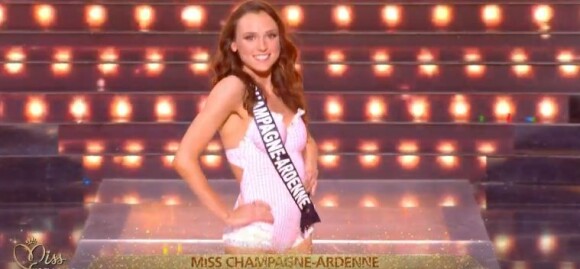 Miss Champagne-Ardenne : Gwenegann Saillard - lors du défilé en maillot de bain, lors de l'élection Miss France 2021 le 19 décembre 2020 sur TF1