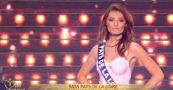 Miss Pays de La Loire : Julie Tagliavacca - lors du défilé en maillot de bain, lors de l'élection Miss France 2021 le 19 décembre 2020 sur TF1