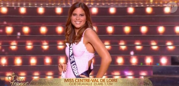 Miss Centre Val-de-Loire : Cloé Delavalle - lors du défilé en maillot de bain, lors de l'élection Miss France 2021 le 19 décembre 2020 sur TF1