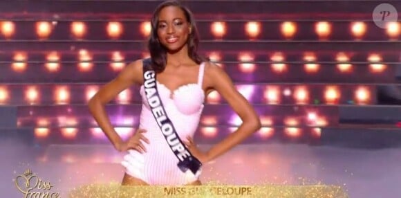 Miss Guadeloupe : Kenza Andreze-Louison - lors du défilé en maillot de bain, lors de l'élection Miss France 2021 le 19 décembre 2020 sur TF1