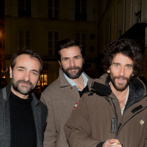 Exclusif - Mikaël Fitoussi, son frère Grégory Fitoussi, Raphaël Kahn et Maximilien Seweryn - Vernissage privé de l'exposition "JoeyStarr Punk Funk Hero" à la galerie Artcube à Paris, France, le 1 décembre 2016. © Rachid Bellak/Bestimage