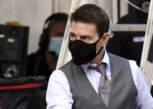 Exclusif - Tom Cruise - Tournage du film "Mission Impossible 7" dans les rues de Rome. Le 29 novembre 2020.