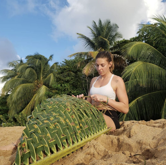 Alix, aventurière de "Koh-Lanta, Les 4 Terres", en vacances en Guadeloupe avec Mathieu.