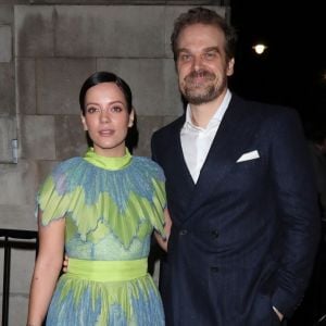 Lily Allen et son compagnon David Harbour - Charles Finch & CHANEL Pre-BAFTA Party à Londres, 2020.